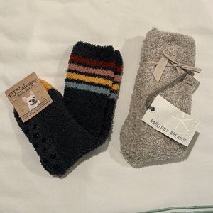 PJ Salvage & Barefoot Dreams Fluffy lounge socks